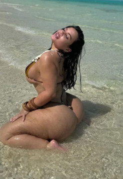 Geneva escort Yasminna libanaise swiss